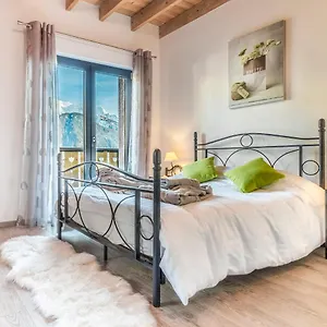 https://les-edelweiss-mont-blanc-bb.hotels-rhonealpes.com