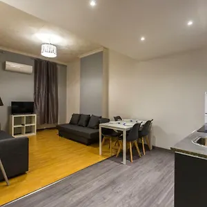  Appartement Spacieux Logement Au Cœur De Centre